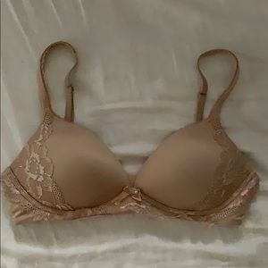 Victoria’s Secret Nude Bra